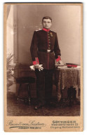 Fotografie Bein & Von Leistner, Göttingen, Weenderstrasse 23, Soldat In Uniform Mit Orden Teilweise Koloriert  - Guerre, Militaire