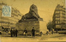 CPA (PARIS). Place Denfert-Rochereau - Lion De Belfort (n°215) - Straßenhandel Und Kleingewerbe