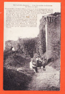 30584 / LA-ROCHE-sur-YON 85-Vendée Vue D'ensemble Du Château De GILLES De RETZ 1910s Edition DENIS Hisons - La Roche Sur Yon