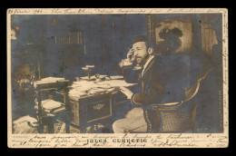 ECRIVAINS - JULES CLARETIE (1840-1913) DANS SON CABINET DE TRAVAIL - Escritores