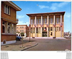 CP (Réf : H782) COURRIÈRES (PAS-de-CALAIS 62) L'Hôtel De Ville Et La Poste - Autres & Non Classés