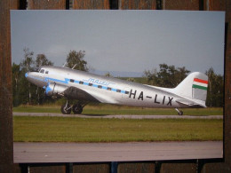 Avion / Airplane / MALEV / Lisunov 2T / Registered As HA-LIX - 1946-....: Modern Era