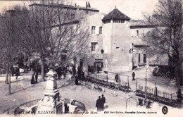 07 - Ardeche -  AUBENAS -   Place Du Champ De Mars - Café - Animée - Aubenas