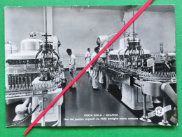 COCA COLA - MILANO, Factory Industrial Lines, Photo Postcard 1950's (DCP01) - Autres & Non Classés