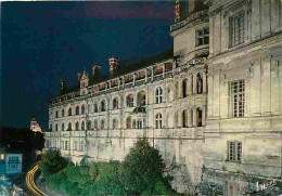 41 - Blois - Le Château - L'aile François 1er Ou Façade Des Loges Du Château Illuminé - Au Fond à Gauche La Cathédrale S - Blois