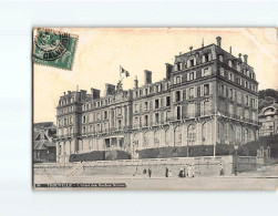 TROUVILLE : L'Hôtel Des Roches Noires - état - Trouville