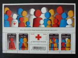 Année 2013 - Bloc Croix-Rouge Neuf N° F4819 - 20% De La Côte - Croce Rossa