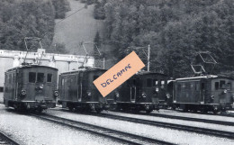 Ligne B..O.B.  Locomotives électriques Au Dépot De ZweiLütschchinen  En Octobre 1985 - Reproduction - Gündlischwand