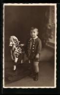 AK Kleiner Junge Mit Schaukelpferd Zu Weihnachten 1928  - Gebruikt