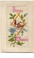 Carte Brodée - Bonne Année - Fleurs Et Maison - Embroidered