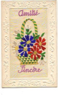 Carte Brodée - Amitié Sincère - Panier Rempli De Fleurs - Embroidered