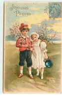 Carte Gaufrée - Joyeuses Pâques - Deux Enfants Avec Des Branches Fleuries - Ostern