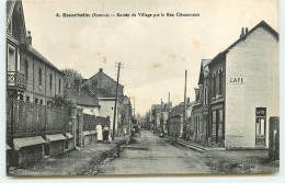 ESCARBOTIN - Entrée Du Village Par La Rue Clémenceau - Andere & Zonder Classificatie