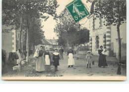 LEVET - Avenue De La Gare - Poste - Autres & Non Classés
