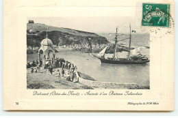 DAHOUET - Arrivée D'un Bateau Islandais - Other & Unclassified