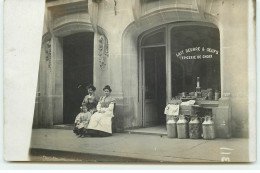 Carte Photo - TOULON - Femmes Et Fillette Devant Une épicerie De Choix - - Toulon