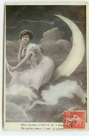 Fantaisie - Mon Baiser S'enfuit .... Il Sait La Place - Femme Assise Sur Un Croissant De Lune - Surréalisme - Frauen