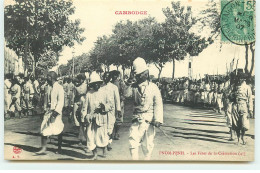 Cambodge - PNOM-PENH - Les Fêtes De La Crémation (4°)- Défilé - Cambodia