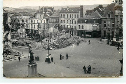 Carte-Photo - COMPIEGNE - Place De L'Hôtel De Ville - Bombardements De 1940 - Compiegne