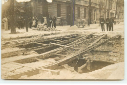 Carte Photo PARIS - Inondations 1910 - Effondrement De La Chaussée - Paris Flood, 1910