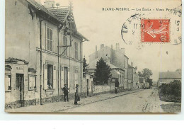 BLANC-MESNIL - Les Ecoles - Vieux Pays - Other & Unclassified