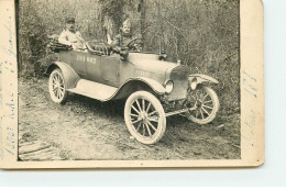 Carte Photo - L'adjudant Chalembel, 250ème RAC, Dans Une Automobile. - Regiments