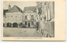 NOYERS - L'Hôtel De Ville Et La Place - N°171 - Cliché E.Lenoble - Noyers Sur Serein