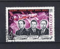 RUSLAND Yt. 3772° Gestempeld 1971 - Used Stamps