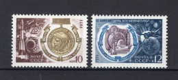 RUSLAND Yt. 3709/3710 MH 1971 - Unused Stamps