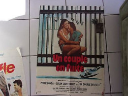 Affiche 78 X 58 Cms Film UN COUPLE EN FUITE Peter Fonda Susan St James - Posters
