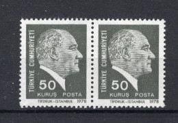 TURKIJE Yt. 2217 MNH  2 St. 1978 - Unused Stamps