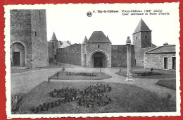 Thy-le-Château (Walcourt - Namur) Vieux Château XIIe S. Cour Intérieure Et Porte D'entrée 2scans - Walcourt