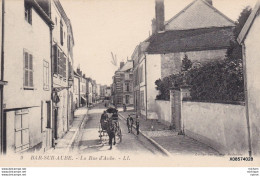 C P A 10 BAR SUR AUBE Rue D'aube - Bar-sur-Aube