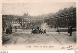 C P A   - 75  -  PARIS - 1 Er -   Jardin Du Palais Royal - District 01