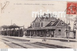 CPA    - 21  CHATILLON SUR SEINE Interieur De La Gare Avec Train - Chatillon Sur Seine
