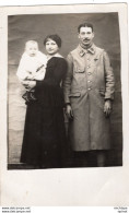 CPA  -THEME 14 / 18 - CARTE PHOTO -    Militaire Et Sa Famille 8 - War 1914-18