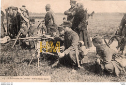 C P A .T H - Miltaire 14 / 18 - Infanterie Au Combat Mitrailleuse Au Tir - War 1914-18
