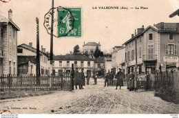 C P A   - 01 - LA  VALBONNE   -  La Place - Unclassified