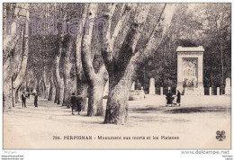 CPA  66  PERPIGNAN MONUMENT ET LES PLATANES  TB ETAT - Perpignan