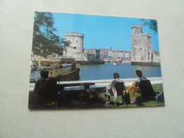 La Rochelle - Entrée Du Vieux Port - 10 17 0224 - Editions D'Art Yvon - - La Rochelle