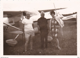 AVION TOURISME ET PASSAGERS CIRCA 1960 - Luchtvaart