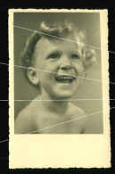 Orig. Foto AK 40er Jahre Portrait Kleiner Süßer Junge, Lockige Blonde Haare, Sweet Boy With Curly Blonde Hair - Anonieme Personen