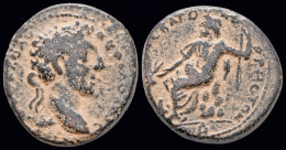 Syria Cyrrhestica Cyrrhus Commodus AE23 Zeus Kataibates Seated Left On Rock - Provincia