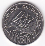 République Gabonaise. 100 Francs 1985 , En Nickel . KM# 13, UNC/ Neuve - Gabun