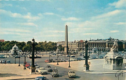 Automobiles - Paris - La Place De La Concorde. Au Centre L'obélisque De Louqsor - Carte Neuve - CPM - Voir Scans Recto-V - Voitures De Tourisme