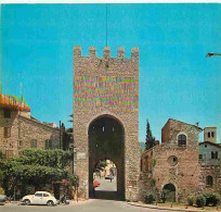 Automobiles - Assisi - Porte St Pierre - CPM - Voir Scans Recto-Verso - Voitures De Tourisme