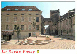 86 - La Roche Posay - Centre Européen De Dermatologie Thermale - La Porte De Ville - CPM - Voir Scans Recto-Verso - La Roche Posay
