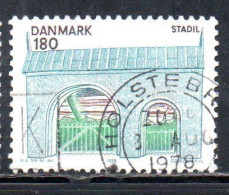 DANEMARK DANMARK DENMARK DANIMARCA 1978 LANDSCAPES CENTRAL JUTLAND CHURCH WALL STADL  180o USED USATO OBLITERE' - Used Stamps