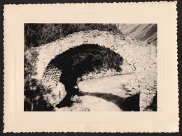 Jolie Photo 1953 De Famille Du Pont De Champhorent, Pont Des Rajas, Oisans, Alpes, St Christophe En Oisans 10,7x8cm - Places