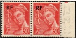 FRANCE    -   1944 .  Y&T N° 658 *.  Surcharge épaisse Tenant à Normal + Points - Unused Stamps